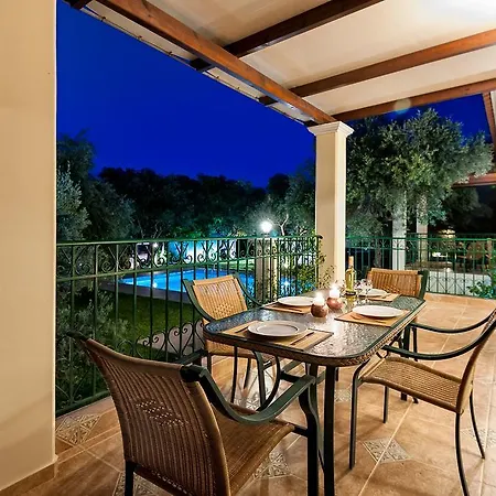 Villa Vallia - Marina Kato Galatas